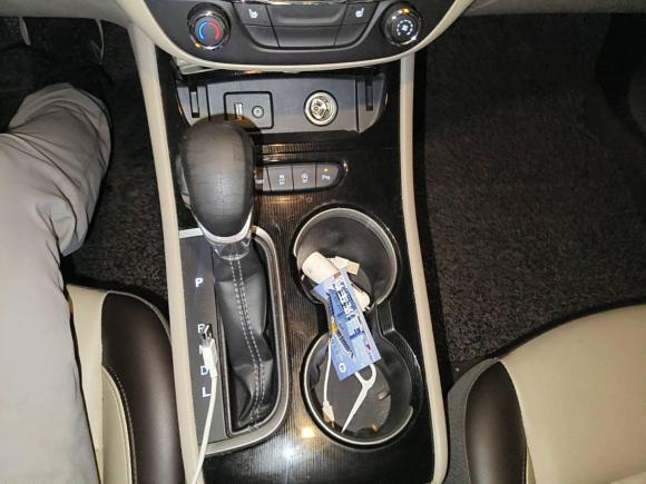 [杭州·浙A] 二手别克威朗2015款 三厢 15S 自动领先型