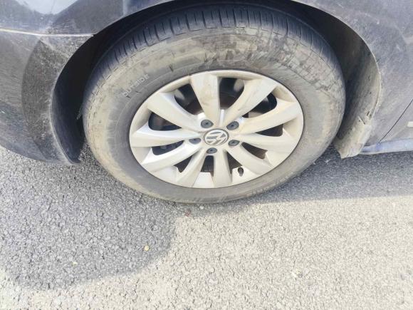 [苏州·苏E] 二手大众帕萨特2013款 1.8TSI DSG尊荣版