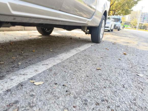 [苏州·苏U] 二手金杯新海狮S2023款 1.5L 财富版客车5/6/7座无空调版SWC15M