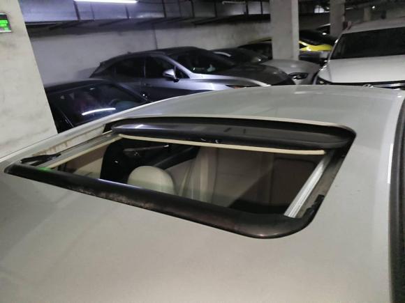 [深圳·粤B] 二手丰田卡罗拉2011款 1.8L CVT GL-i