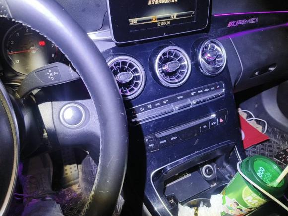 [济南·鲁A] 二手奔驰奔驰C级2016款 C 200 轿跑版