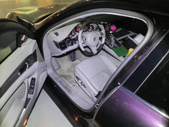 [深圳·粤B] 二手保时捷Panamera2010款 Panamera 4 3.6L