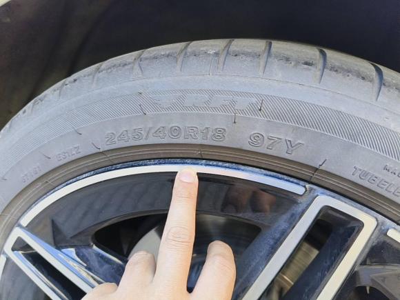 [杭州·浙A] 二手奔驰奔驰C级2020款 C 260 轿跑车