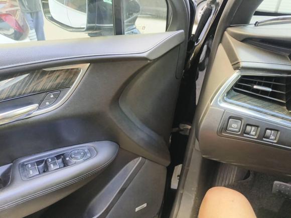 [上海·沪F] 二手凯迪拉克凯迪拉克XT52018款 25T 技术型