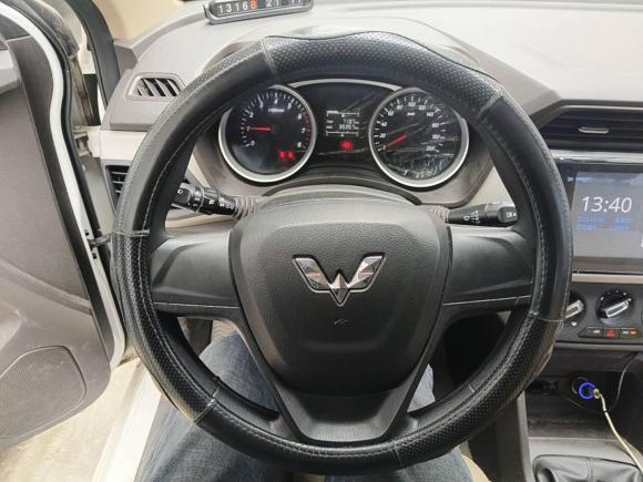 [义乌·浙G] 二手五菱汽车五菱宏光2018款 1.5L S舒适型L2B