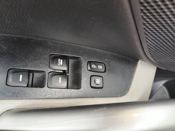 [成都·川A] 二手现代Veloster飞思2011款 1.6L 手动豪华版