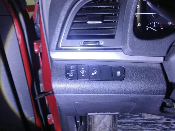 [深圳·粤L] 二手现代领动2016款 1.6L 自动智炫·豪华型