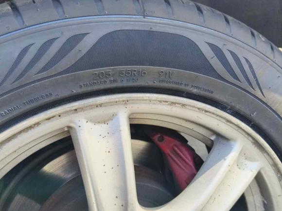 [广州·粤A] 二手斯巴鲁翼豹2008款 2.0R 两厢手动版