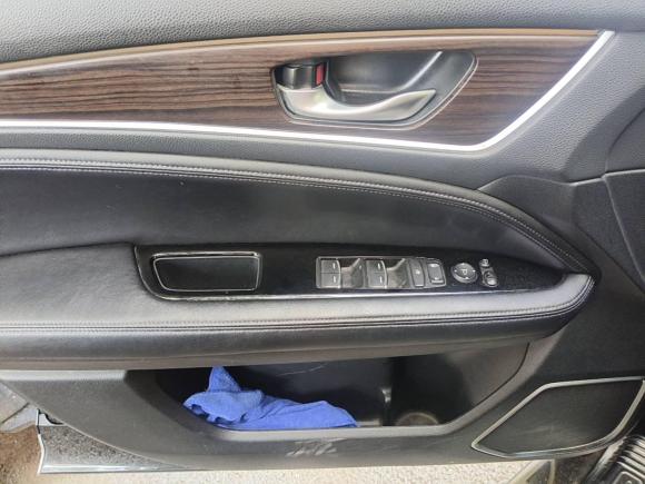 [武汉·鄂A] 二手本田冠道2017款 370TURBO 四驱尊享版