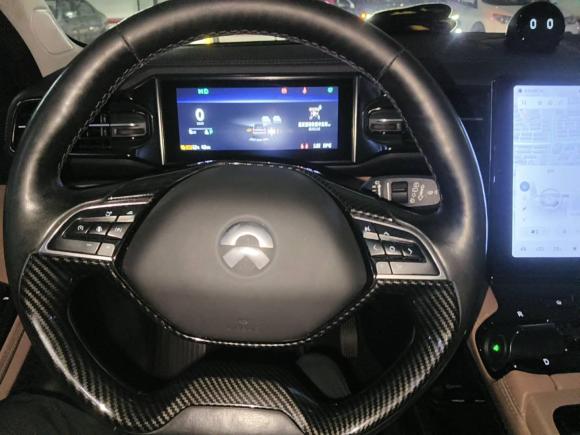 [上海·沪A] 二手蔚来蔚来ES82018款 355KM 基准版 六座版