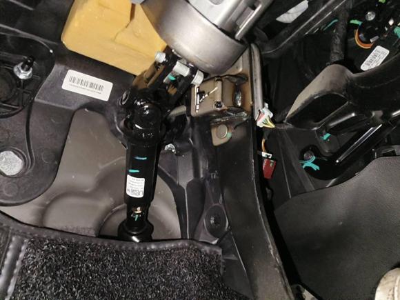 [上海·苏F] 二手雪佛兰科鲁兹2013款 掀背 1.6L 自动豪华型