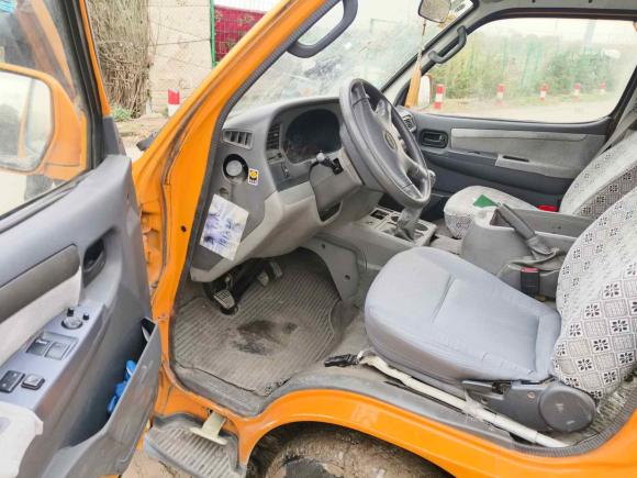 [上海·沪A] 二手金杯金杯海狮2011款 2.0L第五代快运豪华型V19