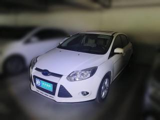 福特福克斯2012款 两厢 1.6L 手动风尚型