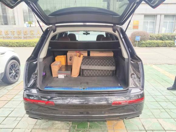 [成都·川A] 二手奥迪奥迪Q72018款 45 TFSI 技术型