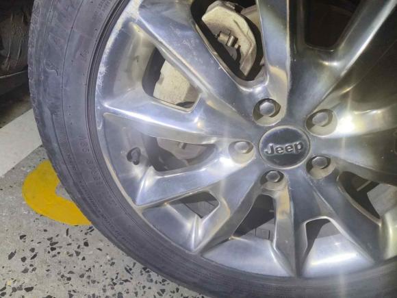 [武汉·鄂A] 二手Jeep自由光2014款 2.4L 豪华版