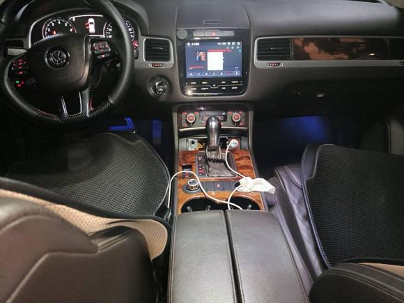 [南昌·赣A] 二手大众途锐2011款 3.0TSI 标配型