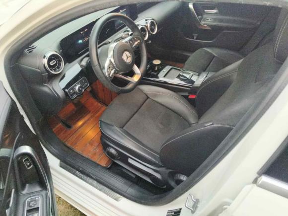 [济南·鲁A] 二手奔驰奔驰A级2020款 A 180 L 运动轿车