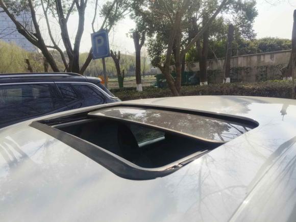 [苏州·苏E] 二手奥迪奥迪A4L2013款 35 TFSI 自动标准型