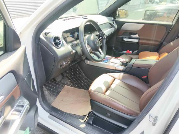 [上海·沪C] 二手奔驰奔驰GLB2020款 GLB 180 动感型