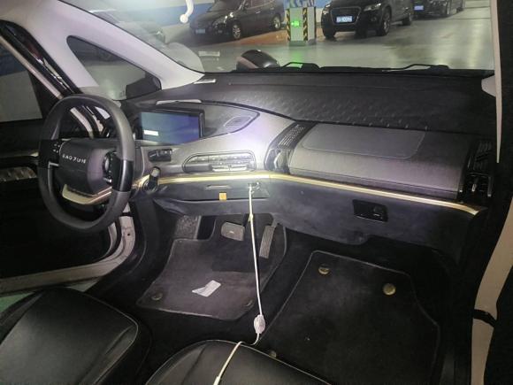 [杭州·浙A] 二手宝骏宝骏KiWi EV2021款 设计师 磷酸铁锂