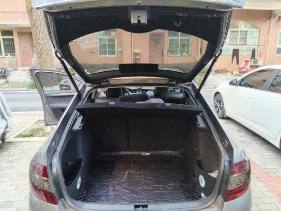 [武汉·鄂A] 二手斯柯达明锐2017款 1.6L 自动智行版