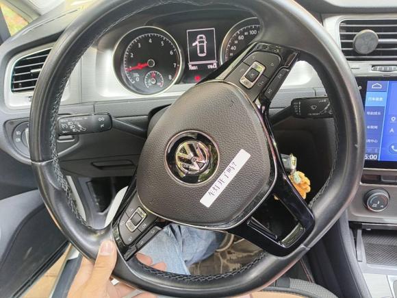 [武汉·鄂A] 二手大众高尔夫2016款 230TSI 自动舒适型