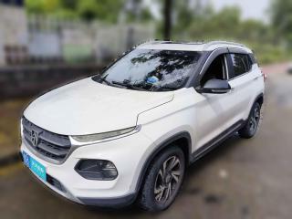 宝骏宝骏5102017款 1.5L 手动豪华型