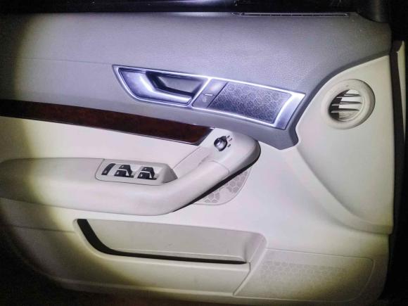 [成都·川A] 二手奥迪奥迪A6L2011款 2.0 TFSI 自动标准型