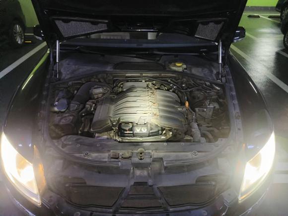 [上海·沪J] 二手大众辉腾2009款 3.6L V6 5座加长舒适版