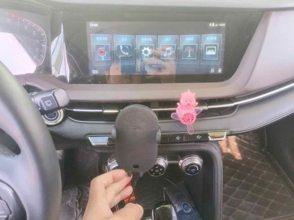 [上海·苏E] 二手长安长安CS152019款 1.5L 自动旗舰型 国VI