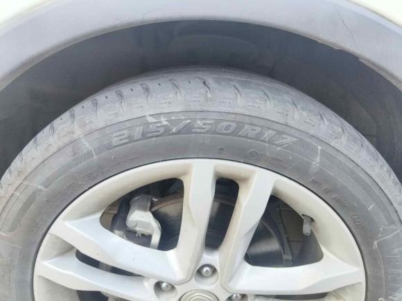 [湖州·浙E] 二手长安长安CS352015款 1.6L 手动豪华型 国V