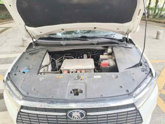 [深圳·粤B] 二手比亚迪秦新能源2019款 出行版