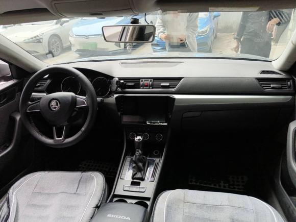 [深圳·粤Y] 二手斯柯达速派2016款 TSI280 DSG前行版