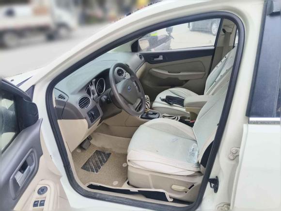 [西安·陕A] 二手福特福克斯2013款 三厢经典 1.8L 自动基本型