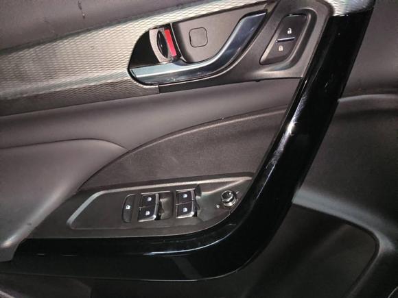 [武汉·鄂A] 二手东风风神东风风神AX72019款 1.6T 自动AI领航型 国V