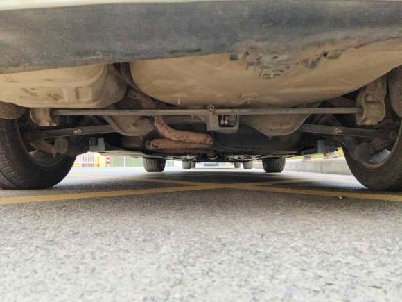 [武汉·鄂A] 二手标致标致5082011款 2.0L 手动经典版