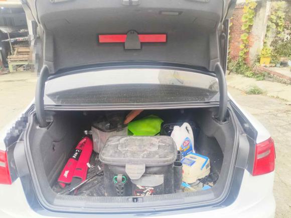 [成都·川A] 二手奥迪奥迪A6L2014款 TFSI 标准型