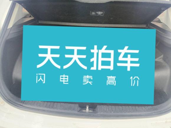 [南京·苏A] 二手奔腾奔腾X402017款 1.6L 自动豪华型