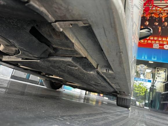 [广州·粤A] 二手丰田雷凌2019款 双擎 1.8H E-CVT豪华版 国V