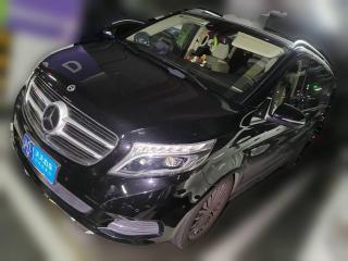 奔驰奔驰V级2018款 V 260 尊贵版 国VI