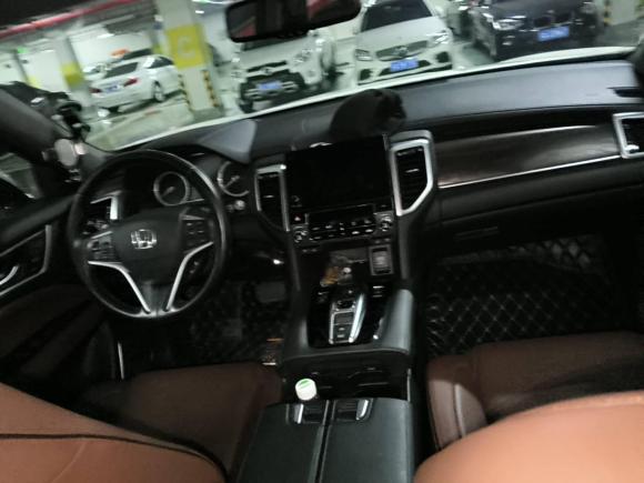 [南京·苏A] 二手本田本田UR-V2017款 370TURBO 四驱尊耀版 国V