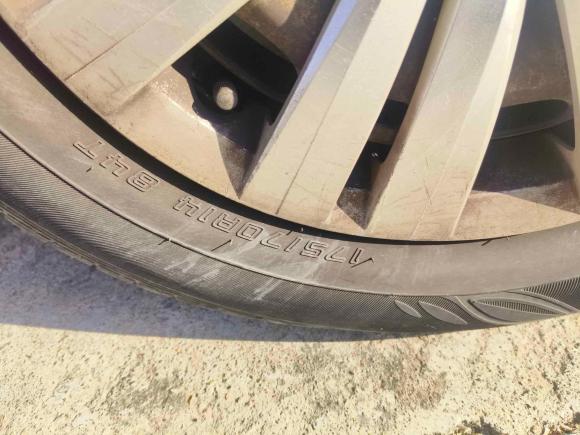 [上海·沪C] 二手大众桑塔纳2016款 1.6L 手动风尚版