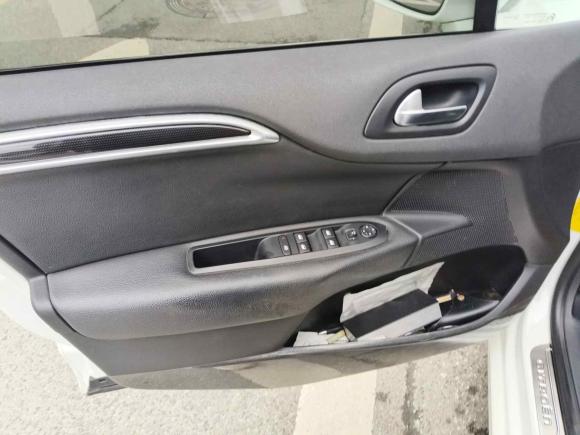 [成都·川A] 二手雪铁龙雪铁龙C4L2013款 1.6THP 自动劲智版