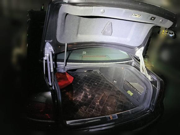 [合肥·皖A] 二手大众辉腾2011款 3.6L V6 4座加长Individual版