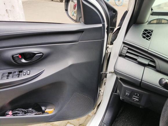 [上海·沪C] 二手丰田YARiS L 致炫2016款 改款 1.5E CVT魅动版