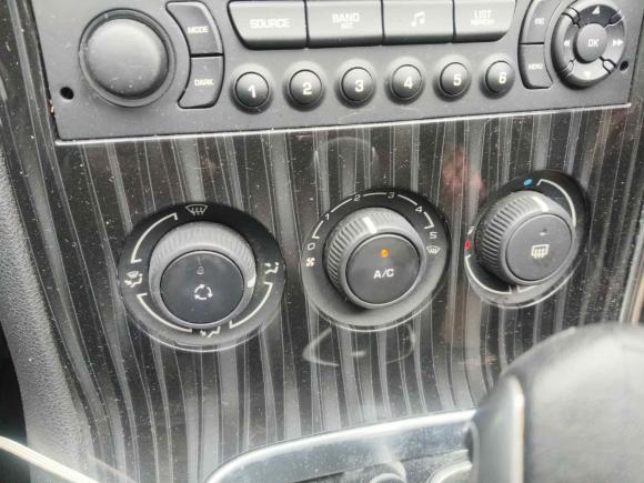 [上海·浙C] 二手标致标致30082013款 2.0L 自动经典版