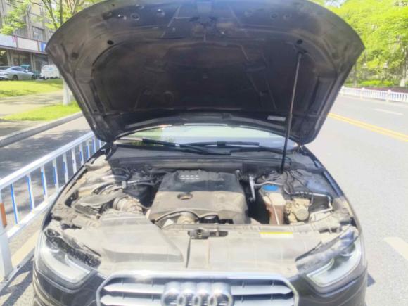 [杭州·浙A] 二手奥迪奥迪A4L2013款 35 TFSI 自动标准型