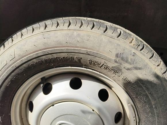 [无锡·苏B] 二手大通新途V802023款 2.0T 手动经典傲运通短轴中顶5/6座