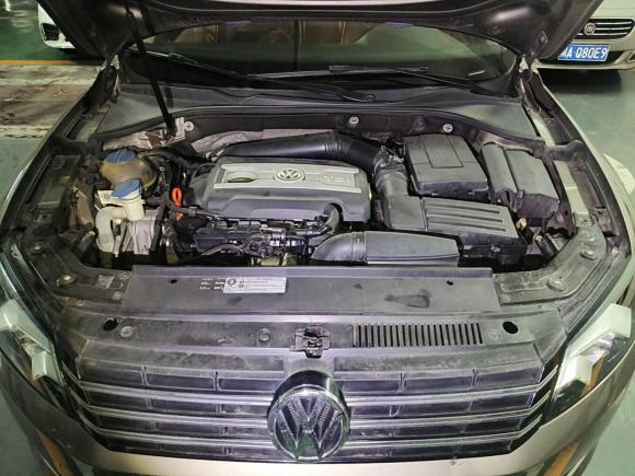 [成都·川A] 二手大众帕萨特2013款 1.8TSI DSG尊荣版