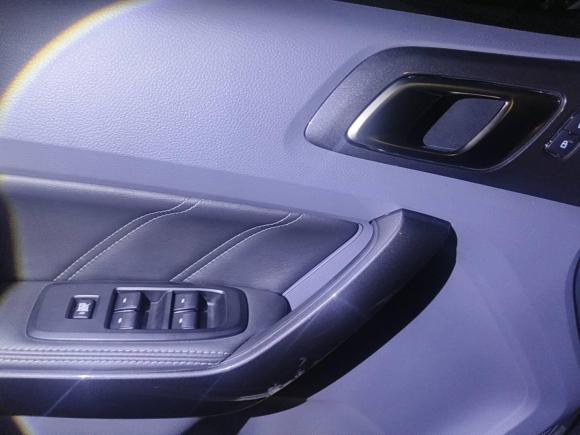 [深圳·粤B] 二手福特撼路者2016款 2.0T 汽油自动四驱旗舰版